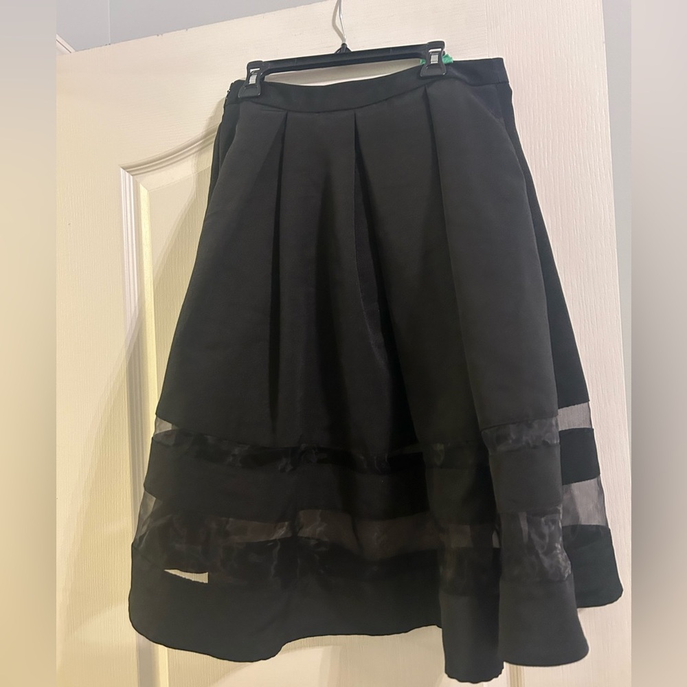 High wasted poosle skirt